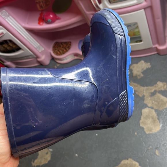 Water boots size 7-8 - Picture 2 of 3